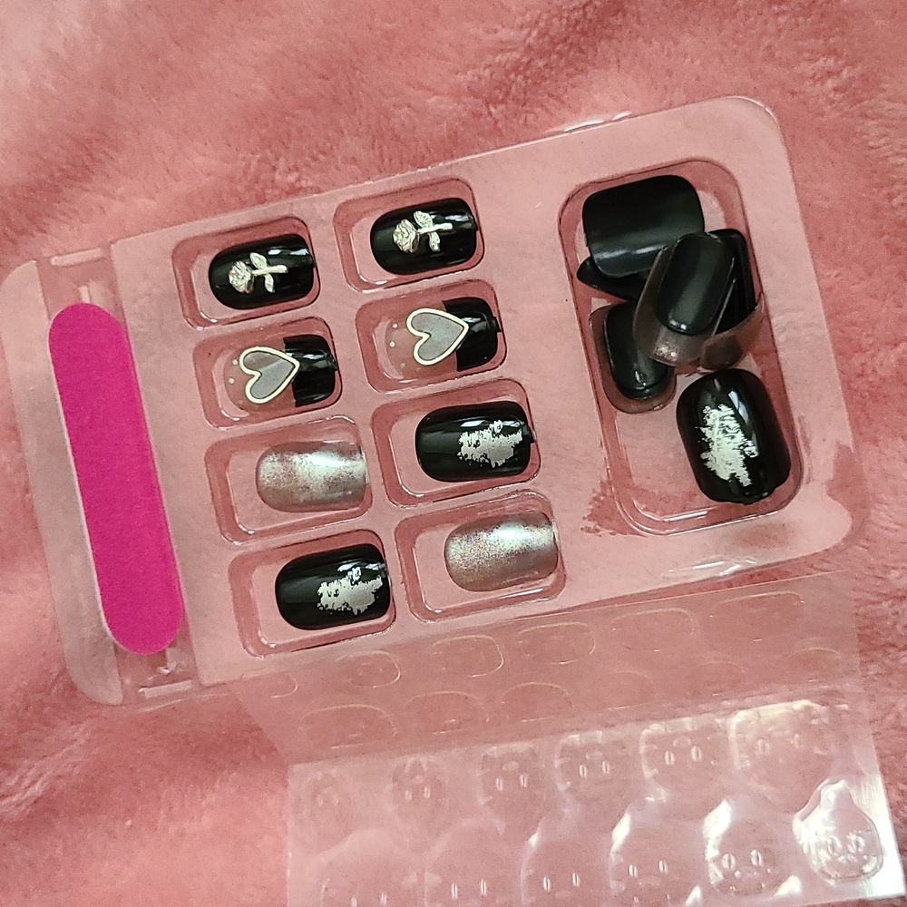 NAILS Pressed On - 24 pcs